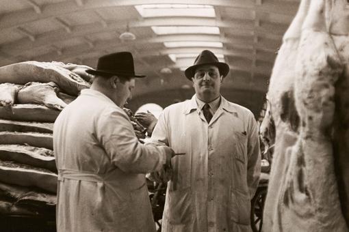 Heinrich Steinfest, Im Schlachthof, 1956