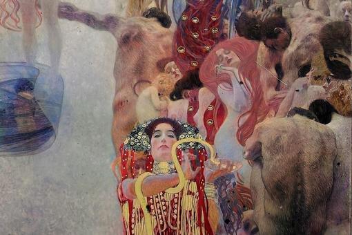 Das Foto zeigt einen Ausschnitt des Fakultätsbildes "Medizin" von Gustav Klimt. Im Vordergrund eine Frau im typischen Ornamentik-Gold-Stil Klimts gemalt, um ihren Armen schlängelt sich eine goldene Eskulapnatter, hinter und neben ihr nackte Menschen