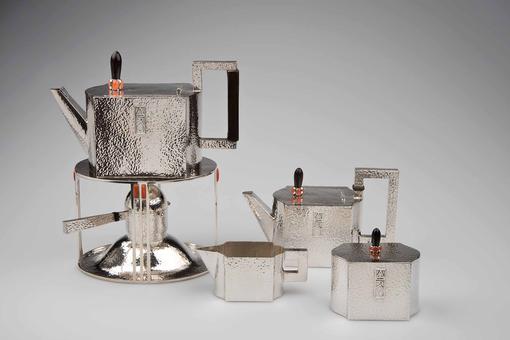 Silver tea set, Design Josef Hoffmann