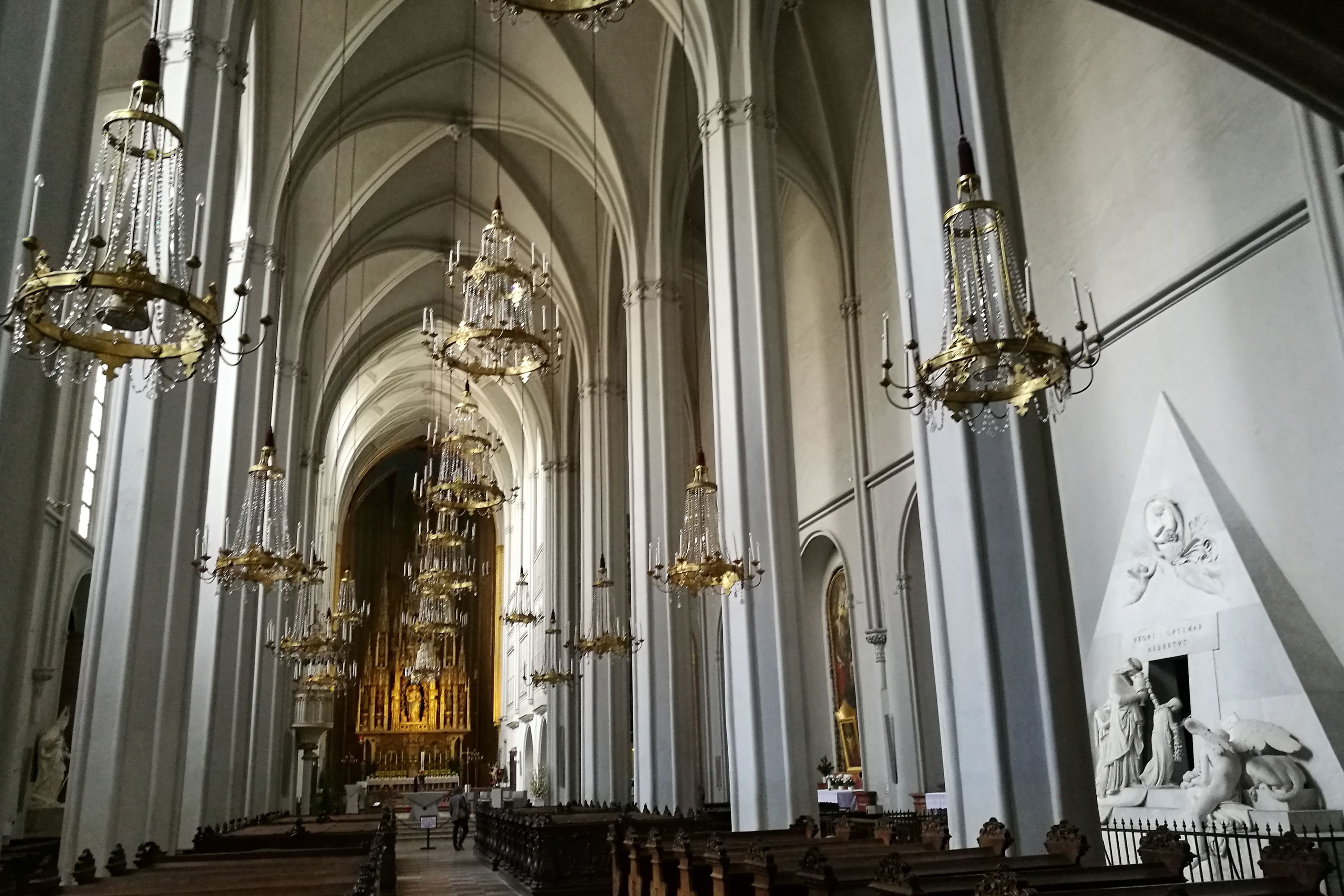 Augustinerkirche / (c) MPPC Das Foto zeigt die Innenansicht der gotischen Augustinerkirche in Wien