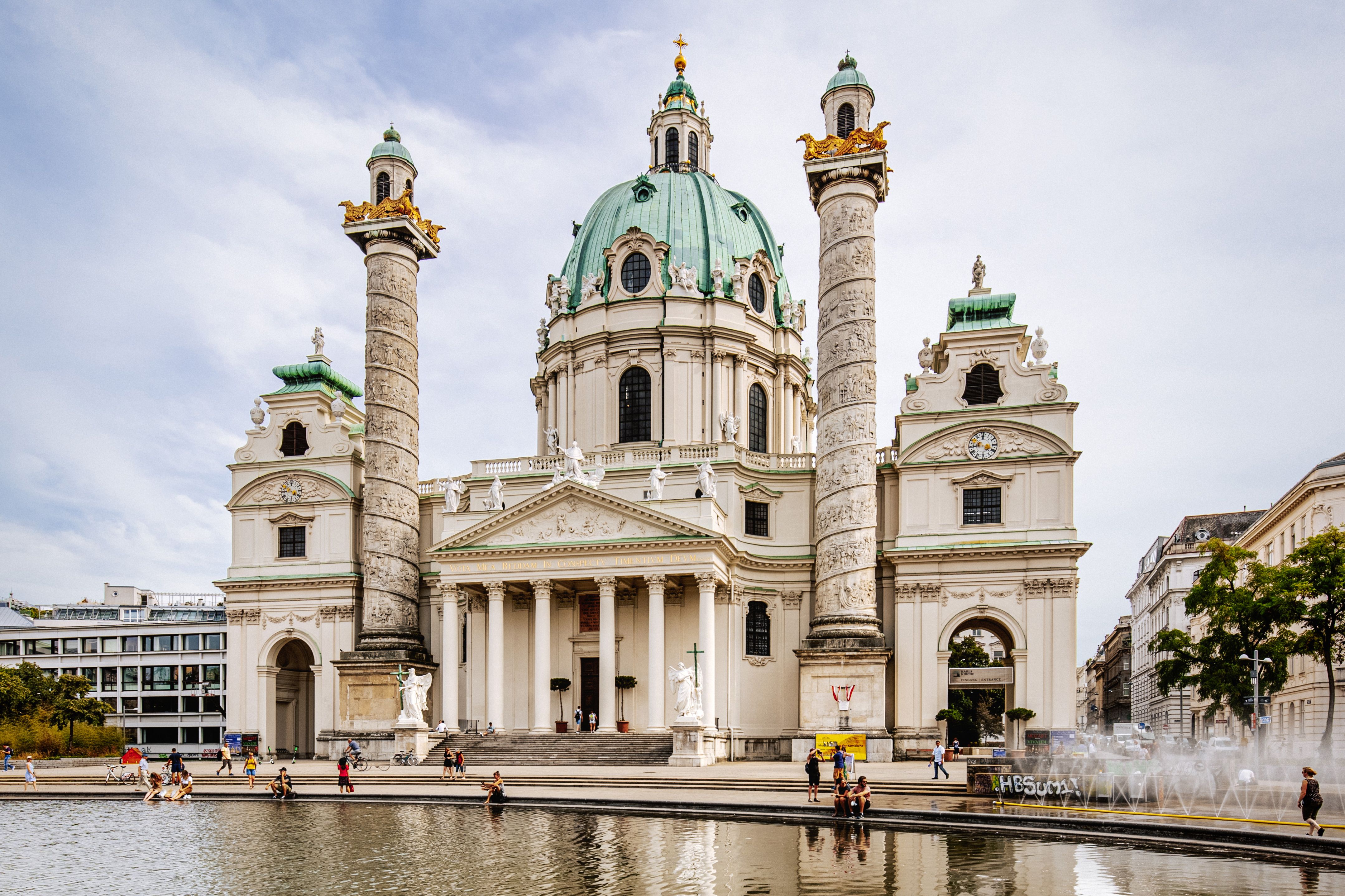 © WienTourismus / Paul Bauer Karlskirche