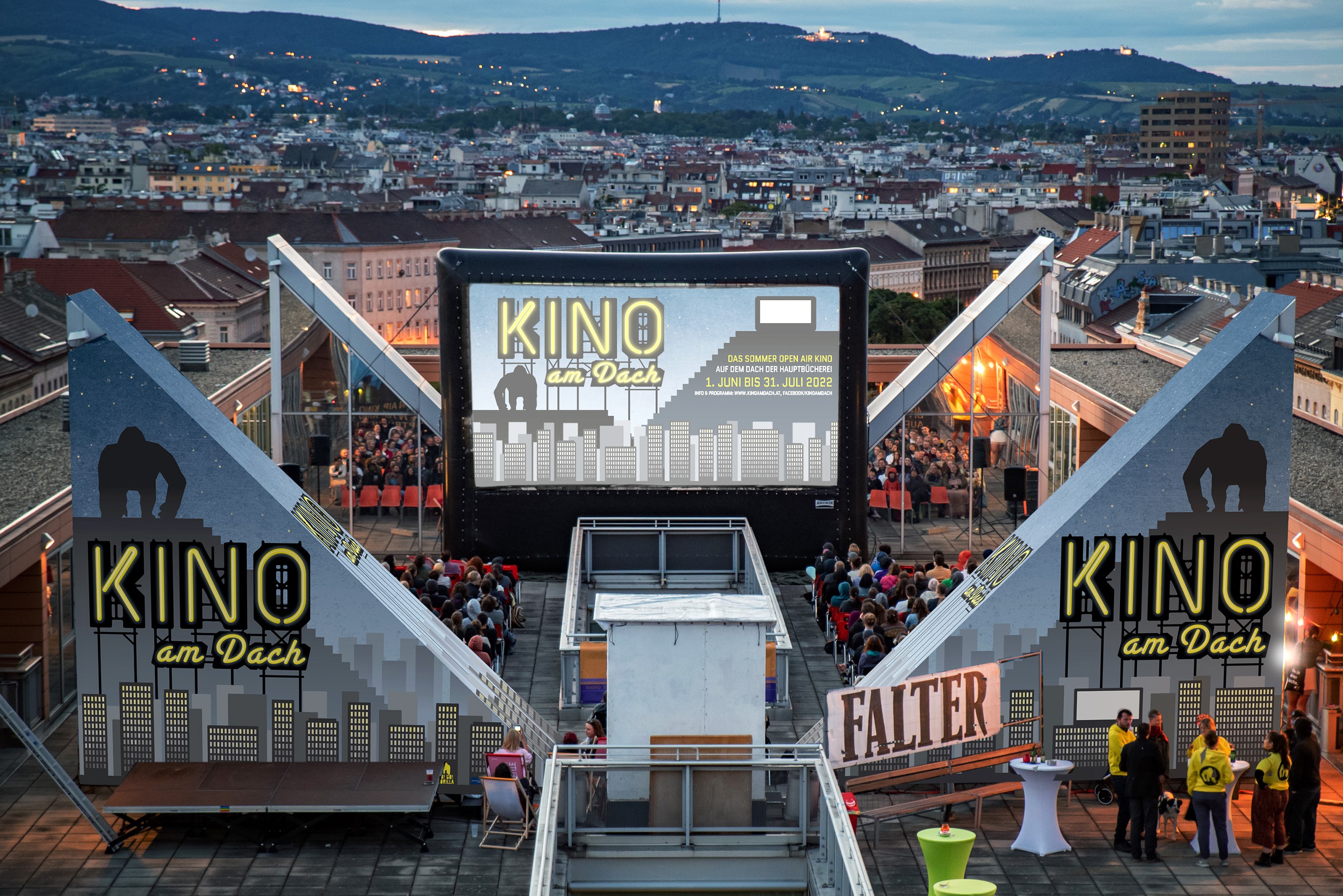 Foto: © GoGoGorilla / Stefan Dworak Foto vom Sommerkino auf der Dachterrass der Hauptbücherei Wien